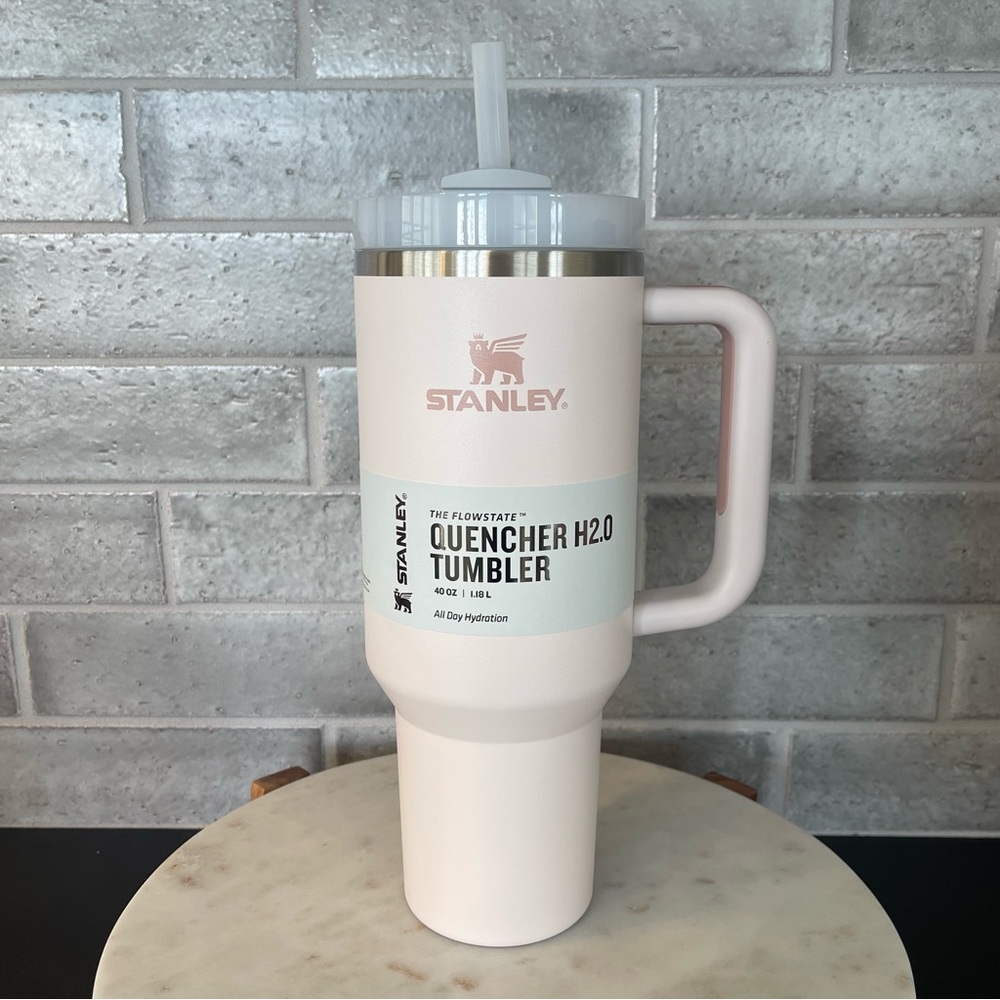 Stanley Quencher H2.0 Tumbler - Rose Quartz